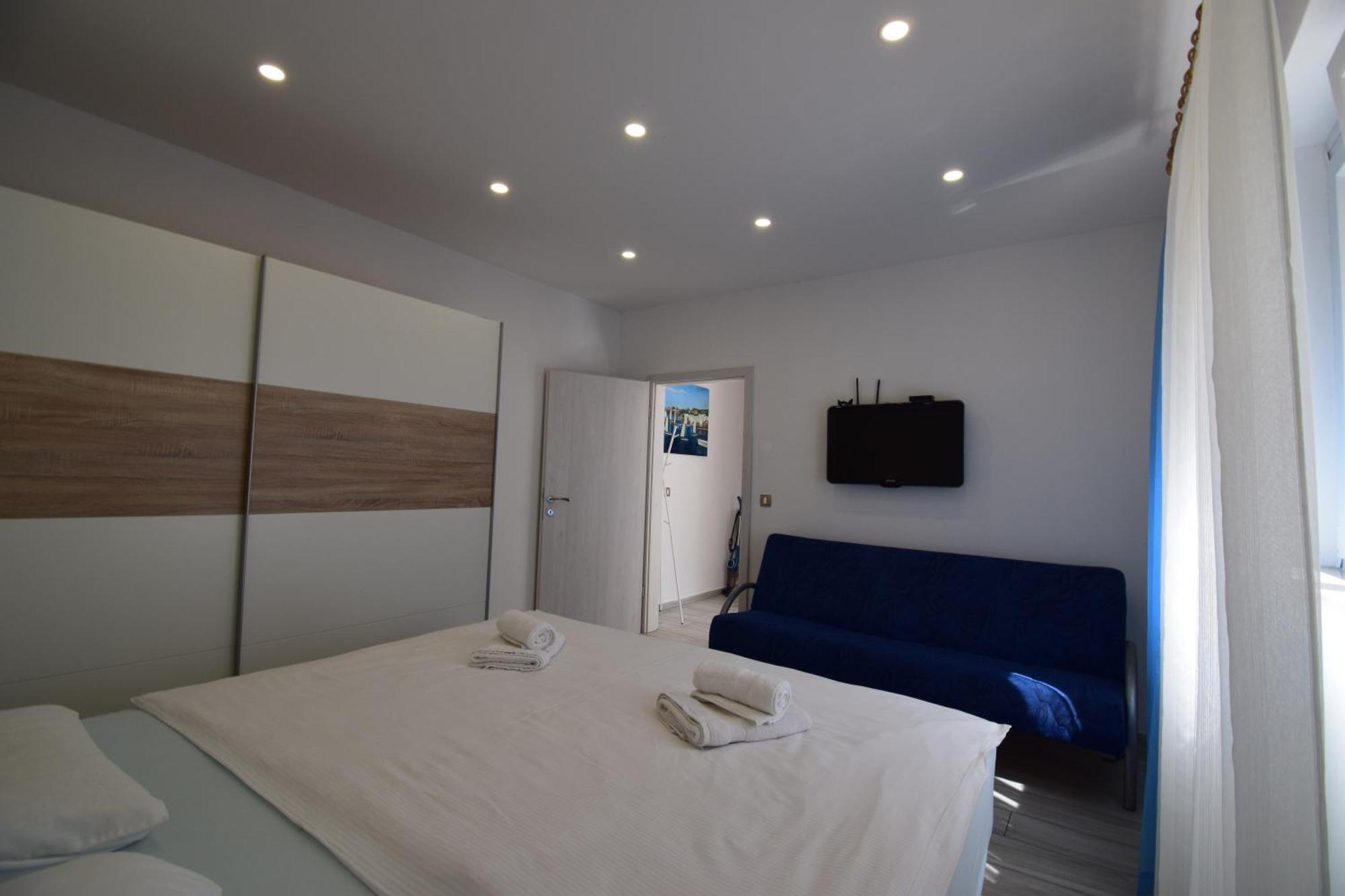 Apartments Bella Vista Lilly Portoroz Bagian luar foto